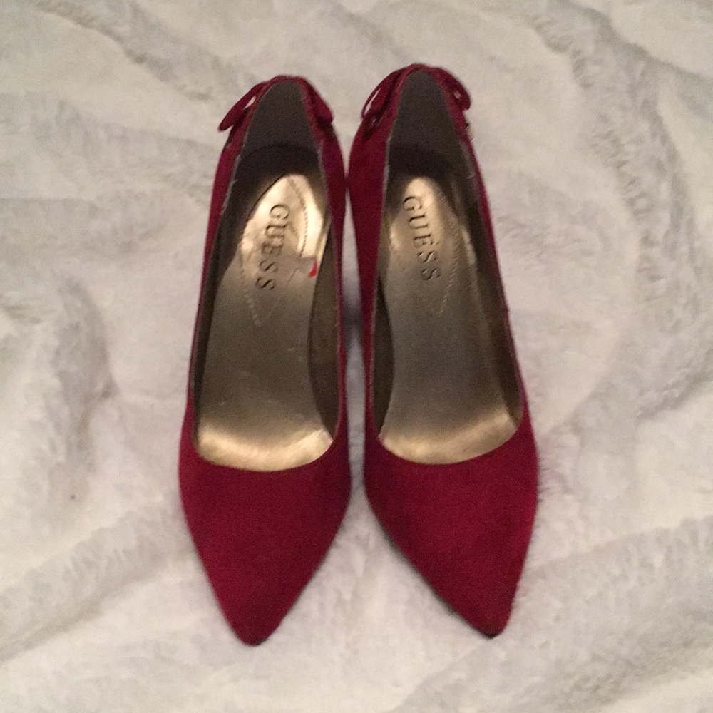Shoes - Picture 2 of 4